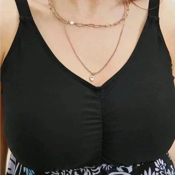 NWT!Black floral full coverage, swim dress size 12 or large - Picture 6 of 9